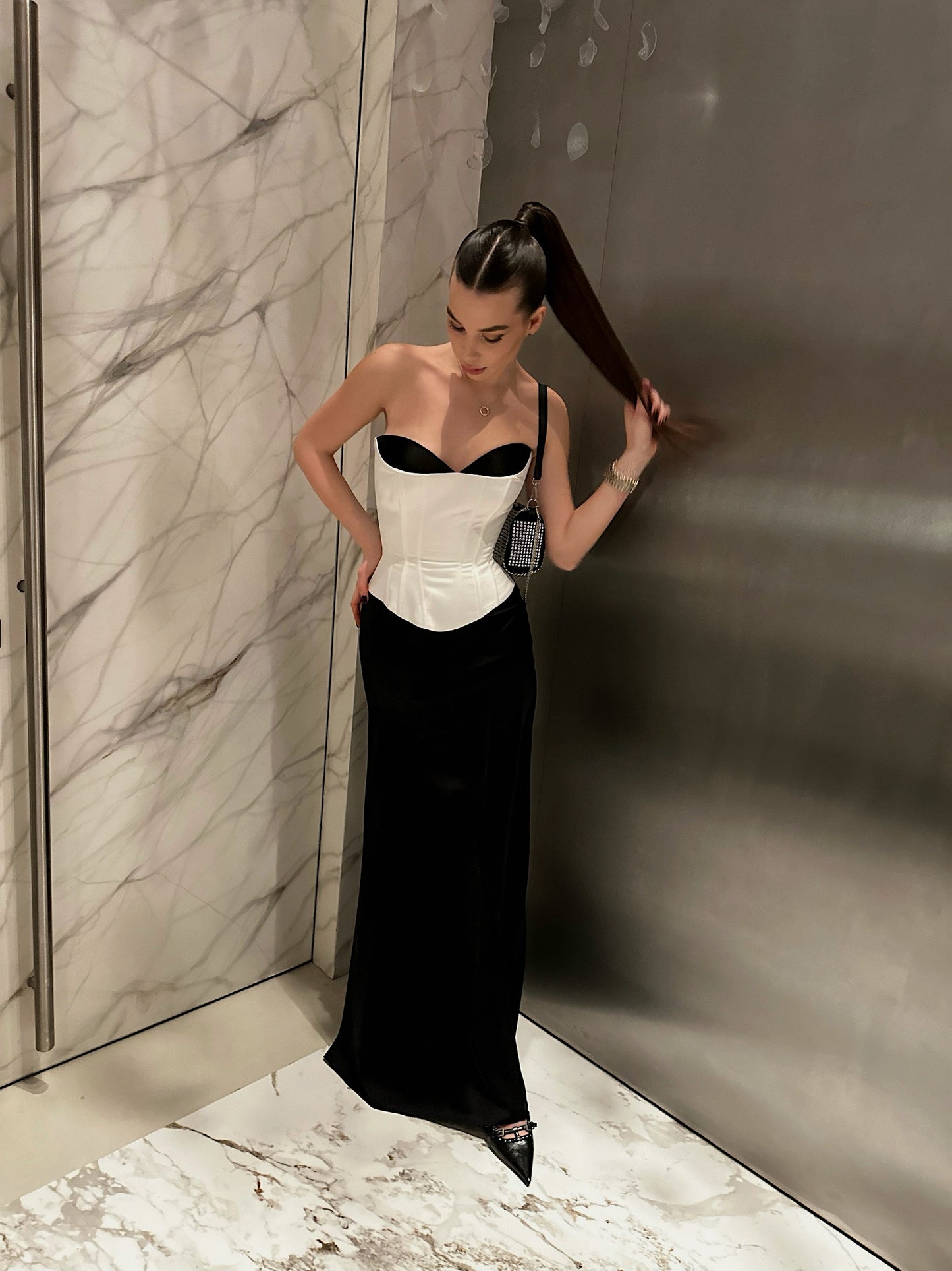 Black&White атласний корсет